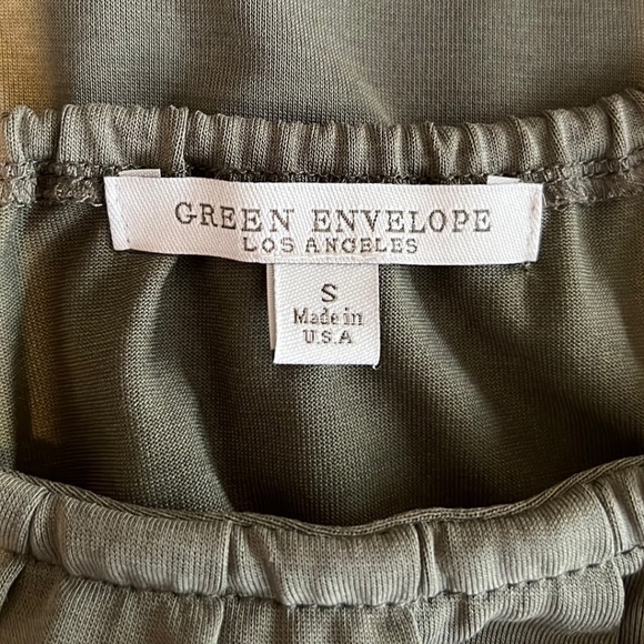 Green Envelope blouse - Picture 8 of 9
